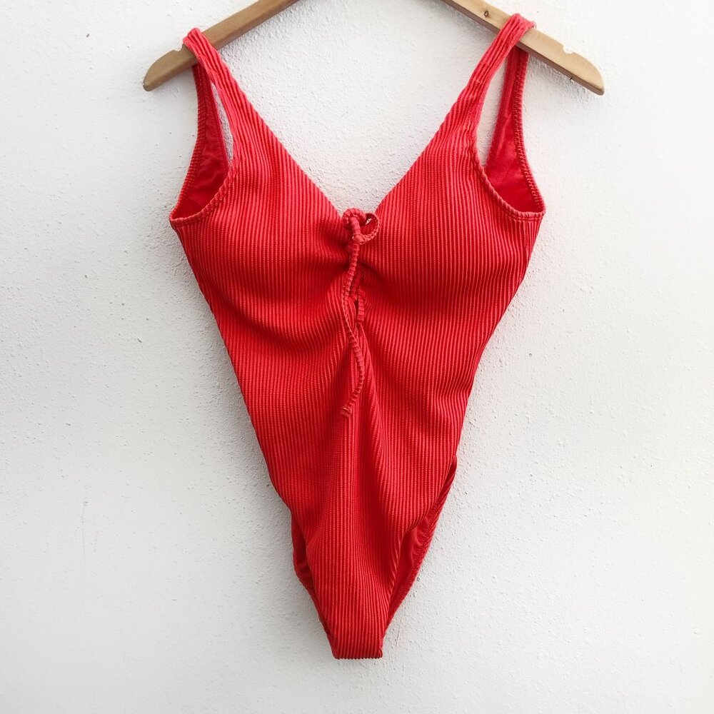 HOLLISTER Ribbed Cinched One‎ Piece Swimsuit Size Small